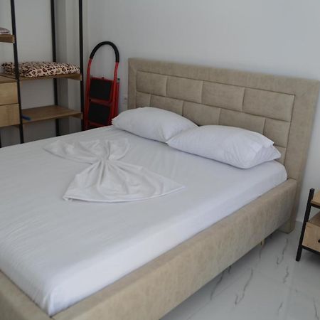 Akil Apartments Saranda Extérieur photo