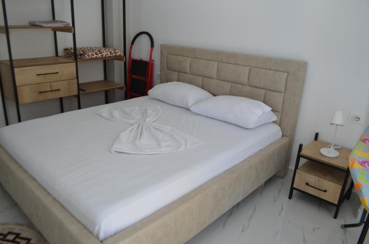 Akil Apartments Saranda Extérieur photo