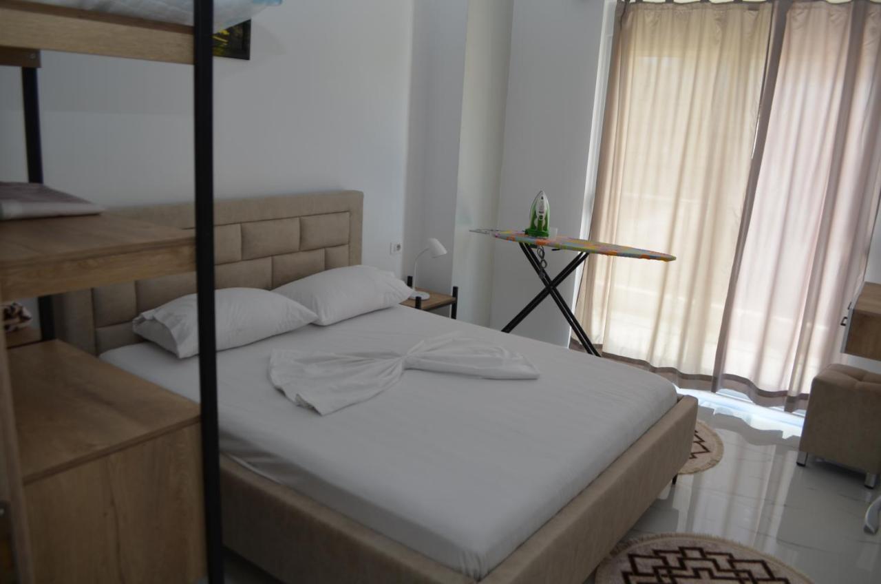 Akil Apartments Saranda Extérieur photo