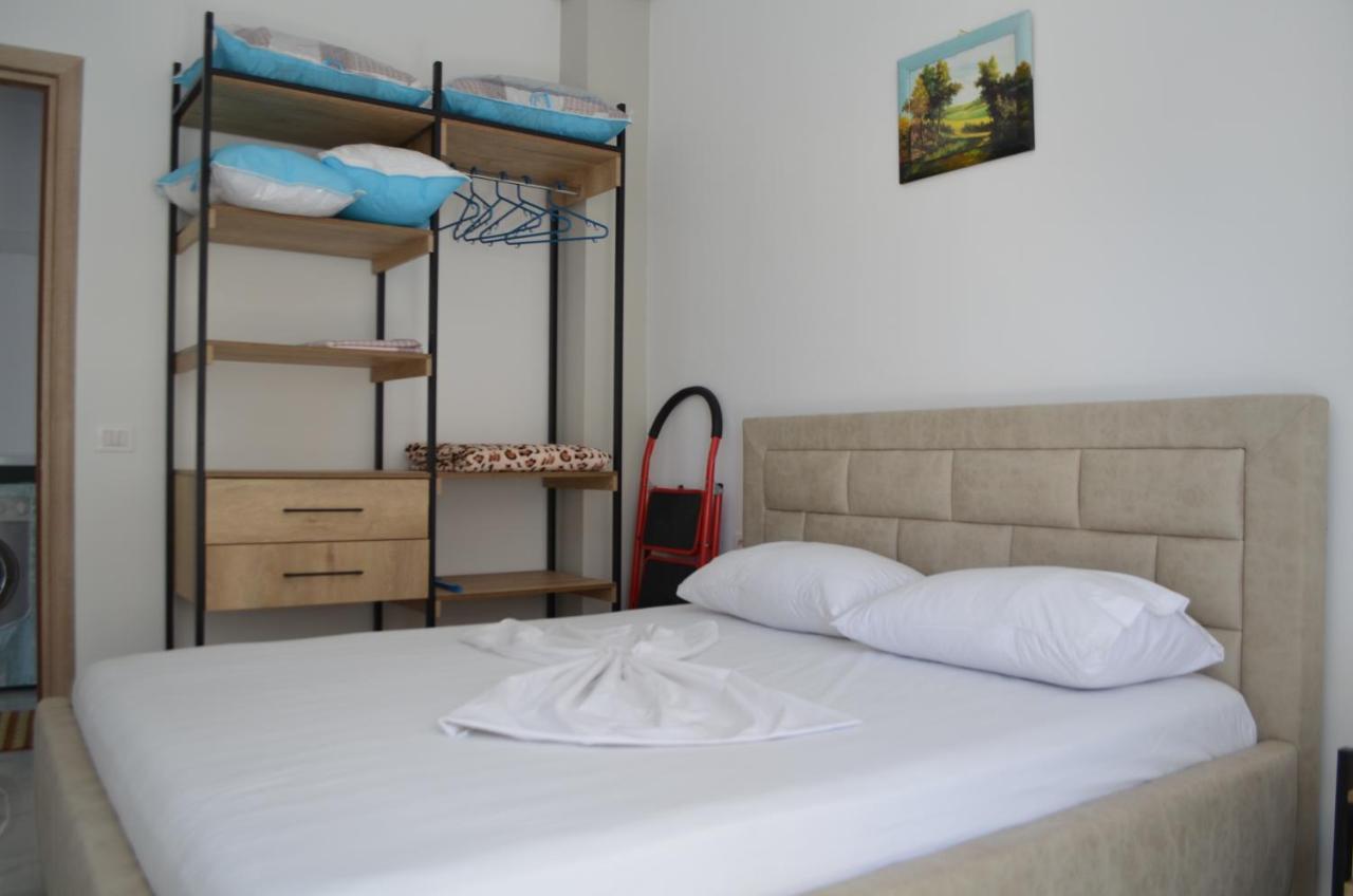 Akil Apartments Saranda Extérieur photo